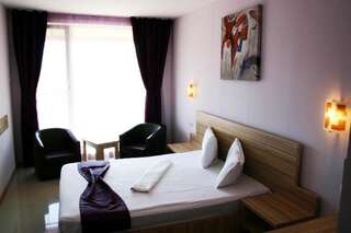 Отель Hotel Fortuna Эфорие-Норд Двухместный номер с 1 кроватью или 2 отдельными кроватями-6
